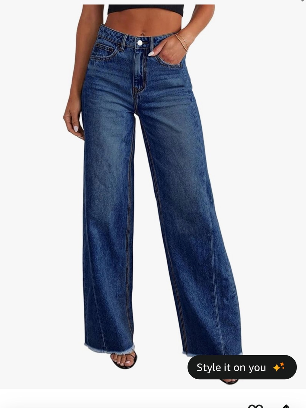 High-Rise Wide Leg Jeans in Medium Dark Blue